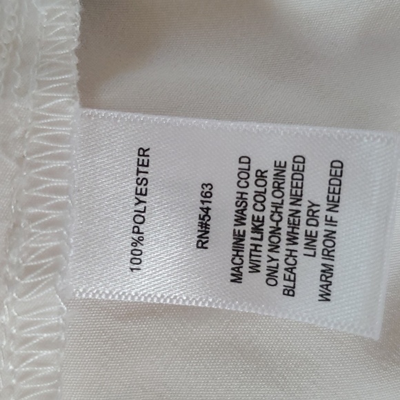 Marc New York Ruffle sleeve White top Blouse Size L - Picture 9 of 10